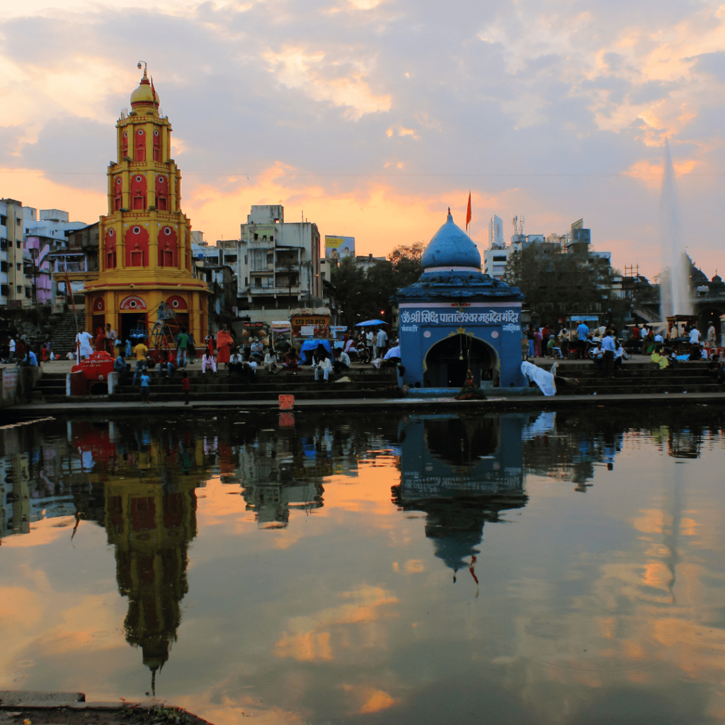 Shirdi to Nashik Cab Service